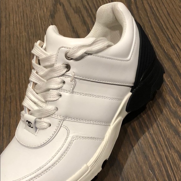 Chanel sneakers - Picture 2 of 3